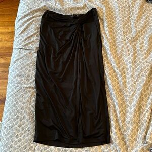 NWT EXPRESS BODY CONTOUR SKIRT medium